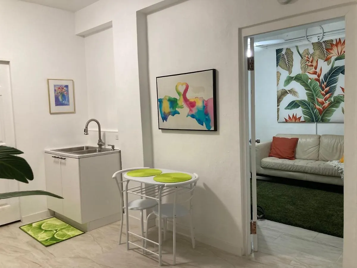 Tropical Apartments In Miramar San Juan