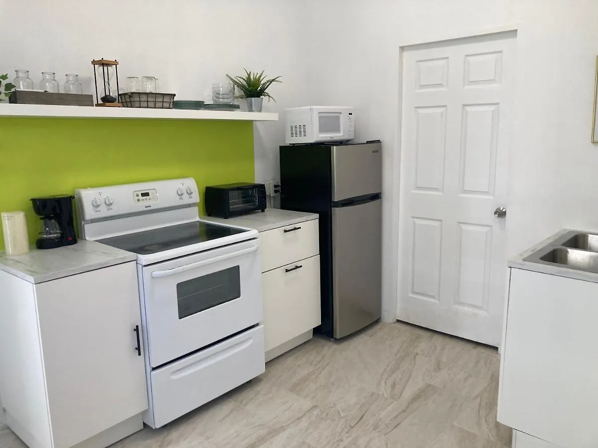 Tropical Apartments In Miramar San Juan