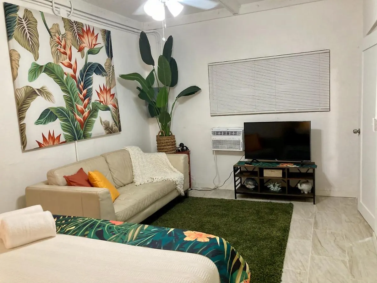 Tropical Apartments In Miramar San Juan