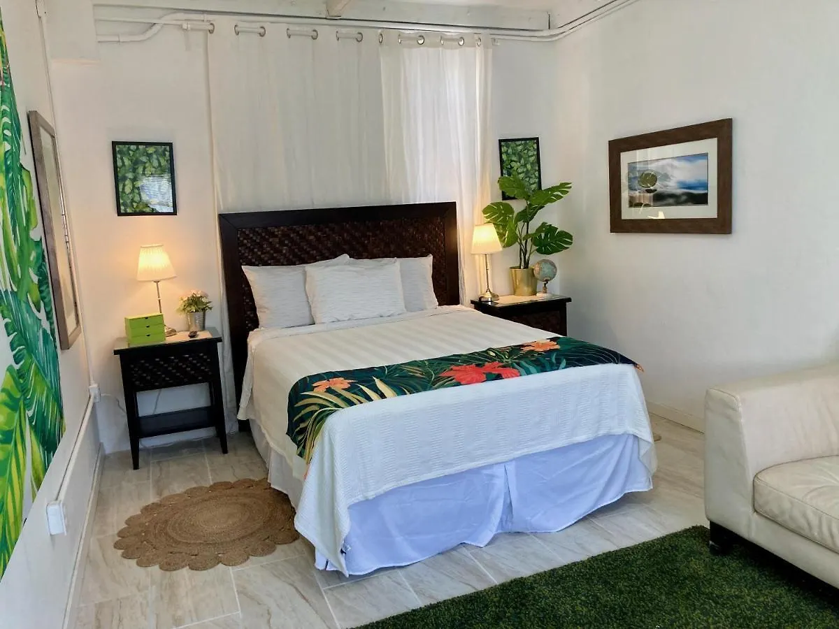Tropical Apartments In Miramar San Juan