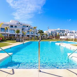 luxury-penthouse-with-private-pool-in-casa-banderas-la.es-andalucia.com/